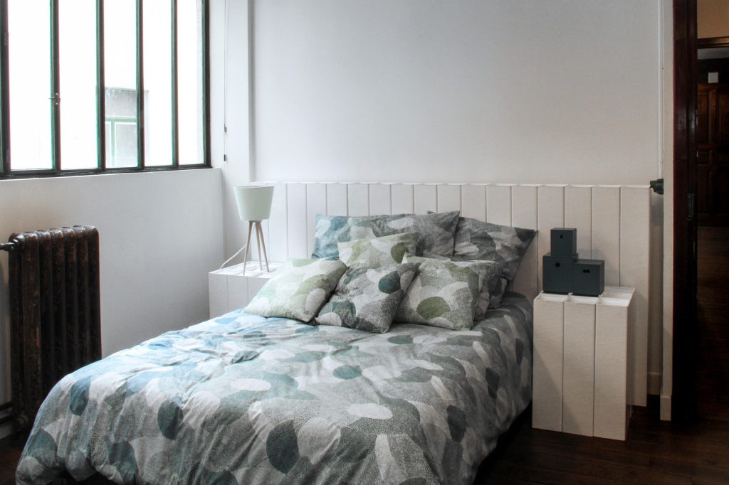 Conception de la scénographie pour la présentation à la presse de la collection Habitat automne/hiver 2014. Exposition dans un espace type loft new-yorkais. Design de la scénographie, des mobiliers et réalisation du graphisme. Surface d’exposition : 400 m2