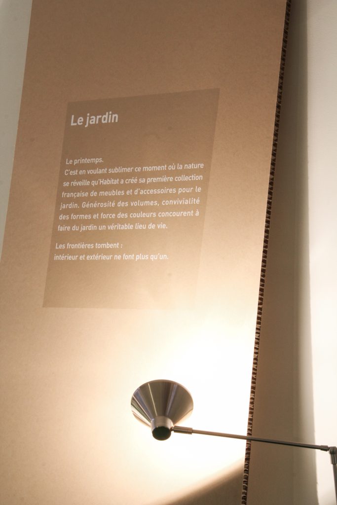 Conception de la scénographie pour la présentation à la presse de la collection Habitat printemps/été 2013. Nouvelle collection de Pierre Favresse. Exposition dans un appartement de type Haussmannien, Paris 16. Conception du graphisme et création de la charte graphique du catalogue. Surface : 300 m2 #habitat @habitat