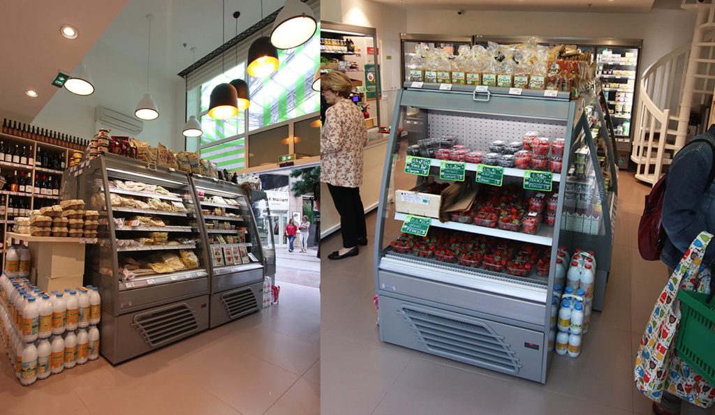 Conception et design du magasin de vente biologique nommé Titi Bio situé à seuil Malmaison. Le projet comprend une étude des cellules de vente, mise aux normes, conception des espaces et design de tous les mobiliers réalisés sur mesure par Claude Lecante.