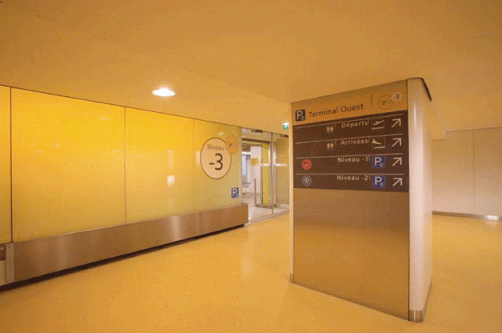 Préconisations et propositions signalétiques concernant l’ensemble des parkings de CDG (P AB, CD EF...) à Roissy Charles De Gaulle Conception de la signalétique des parkings Aéroports de Paris. Programmation, aps, apd et dce. Implantation des supports, couleurs et codes graphiques, pictogrammes et dessin des supports. Traitement de la signalétique de localisation, des entrées de parkings, directionnels et marquage des sas. Graphisme en Collaboration avec Frédéric Weill et Kaunpunki #adp #lecante @aéroportsdeparis #aéroportsdeparis #signage #wayfinding