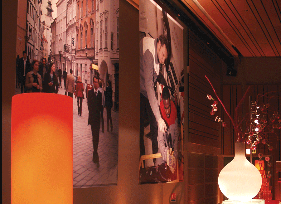 Graphisme de la convention Veolia Environnement qi s'est déroulée à Paris Villepinte. Conception et réalisation graphique par Claude Lecante. #designgraphique #design #graphisme