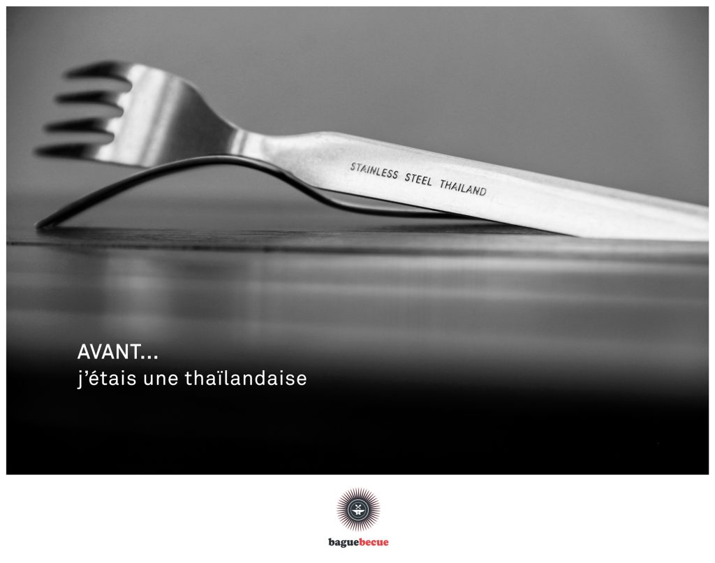 Création de la charte graphique pour la marque de bijoux Baguebecue. Bijoux pour hommes et femmes, principalement des collections de bagues réalisées en inox issus de couverts de la table. Mise en œuvre de la communication, réalisation des photographies servant aux brochures et au site internet. http://www.baguebecue.com