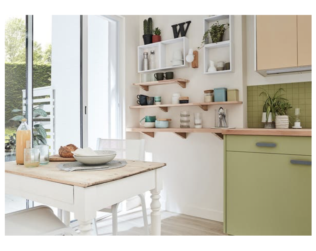 Pour le catalogue et/ou le site internet de Leroy Merlin, dans le cadre des «cahiers d’idées» propositions d’aménagement et d’astuces de construction. D’après un briefing avec cible fournie, rendu de différents concept pour validation. Puis conception des espaces et design des mobiliers avec comme contrainte l’utilisation des matériaux vendus chez Leroy Merlin. Conception, design et ambiance, plans de fabrication du décor pour la future réalisation des photographies servant au catalogue. design : Claude Lecante #leroymerlin @leroymerlin @claudelecante