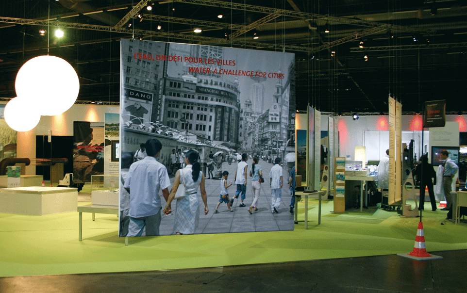 Graphisme de la convention Veolia Environnement qi s'est déroulée à Paris Villepinte. Conception et réalisation graphique par Claude Lecante. #designgraphique #design #graphisme