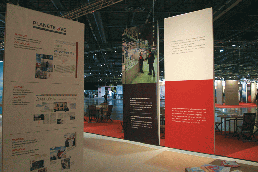 Graphisme de la convention Veolia Environnement qi s'est déroulée à Paris Villepinte. Conception et réalisation graphique par Claude Lecante. #designgraphique #design #graphisme