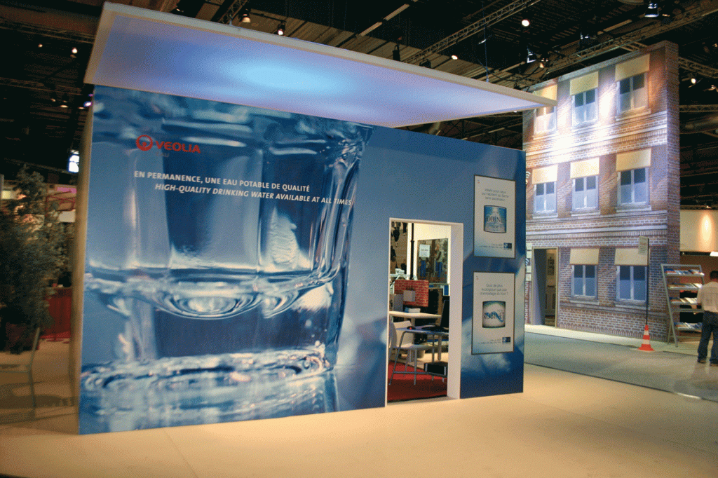 Graphisme de la convention Veolia Environnement qi s'est déroulée à Paris Villepinte. Conception et réalisation graphique par Claude Lecante. #designgraphique #design #graphisme