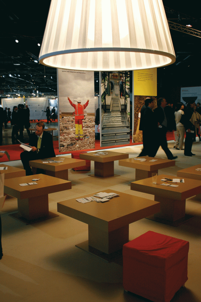 Graphisme de la convention Veolia Environnement qi s'est déroulée à Paris Villepinte. Conception et réalisation graphique par Claude Lecante. #designgraphique #design #graphisme